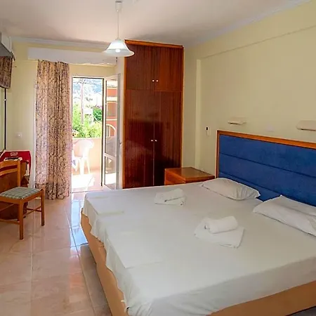 Delphi 3* Agios Gordios (Corfu)
