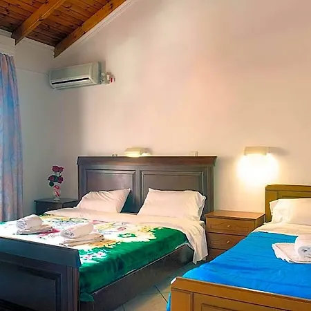Delphi Aparthotel