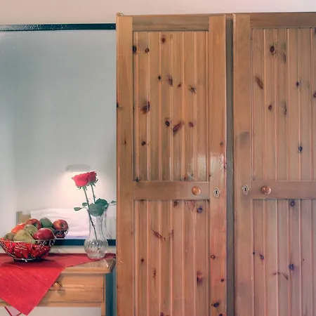 Delphi 3* Agios Gordios (Corfu)