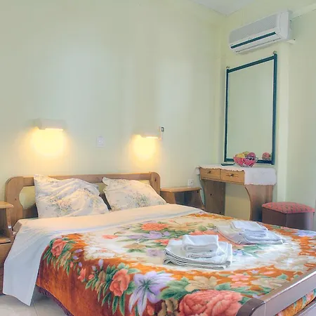 Lejlighedshotel Delphi Agios Gordios (Corfu)