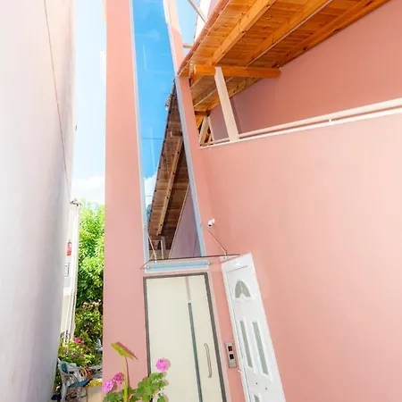 Delphi Lejlighedshotel