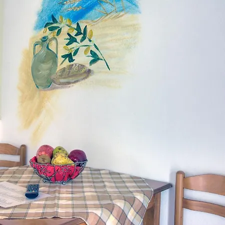 Delphi Agios Gordios (Corfu)