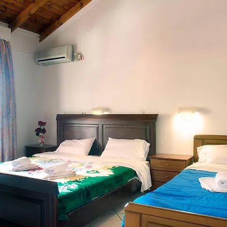 Delphi Aparthotel 3*