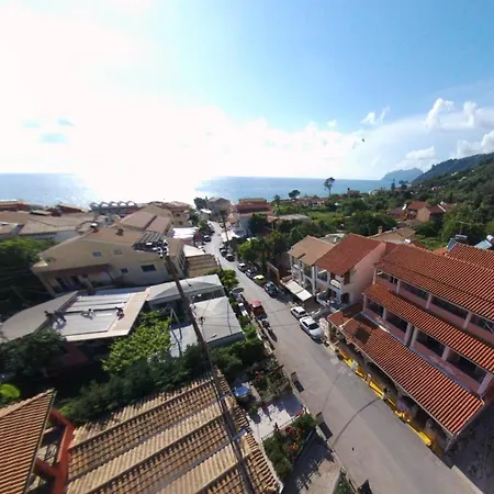 Aparthotel Delphi 3*